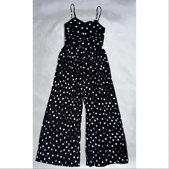 Ever New Gemma Pleated Polkadot Jumpsuit - Picture 6 of 8
